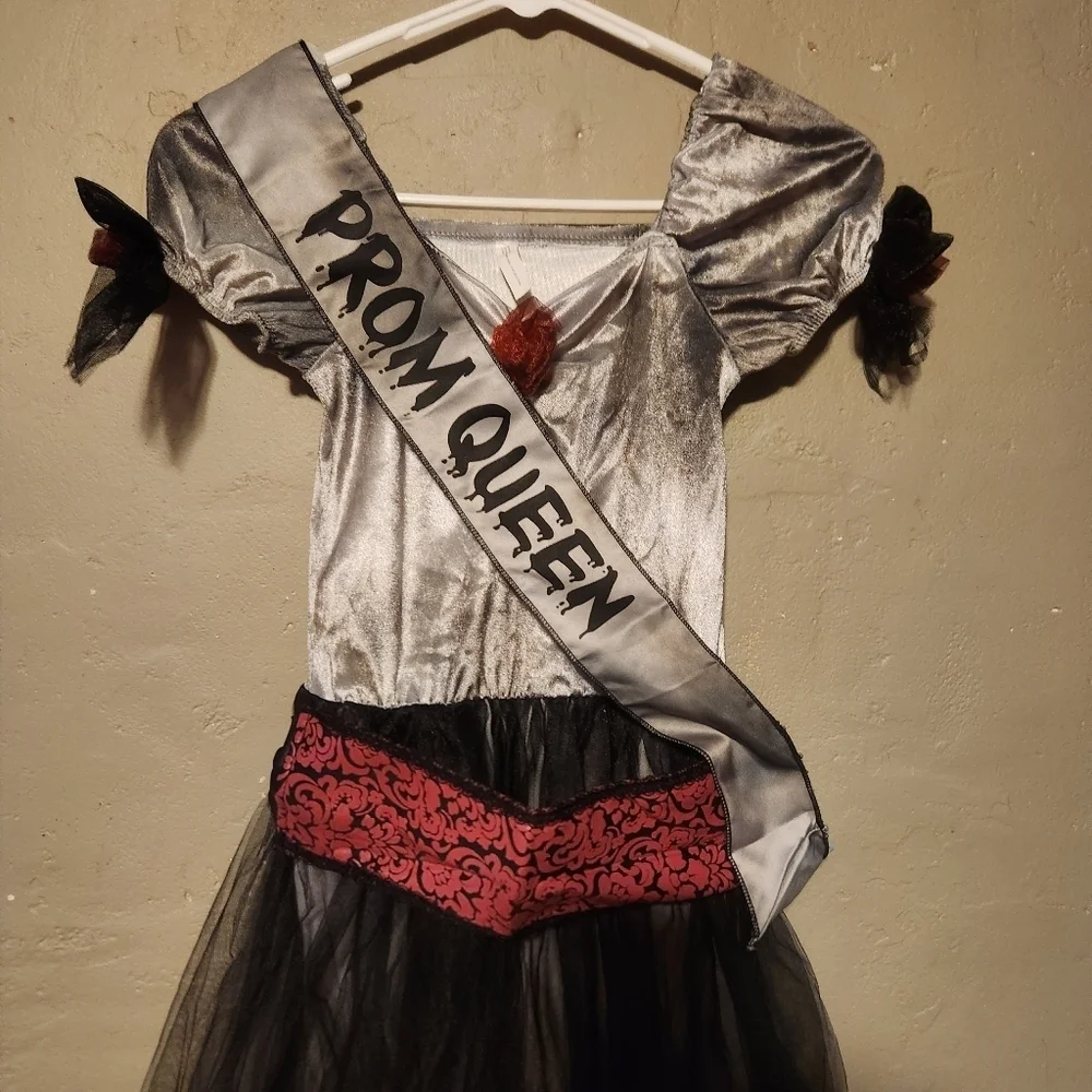 Prom Queen Corpse Kids Costume Size M